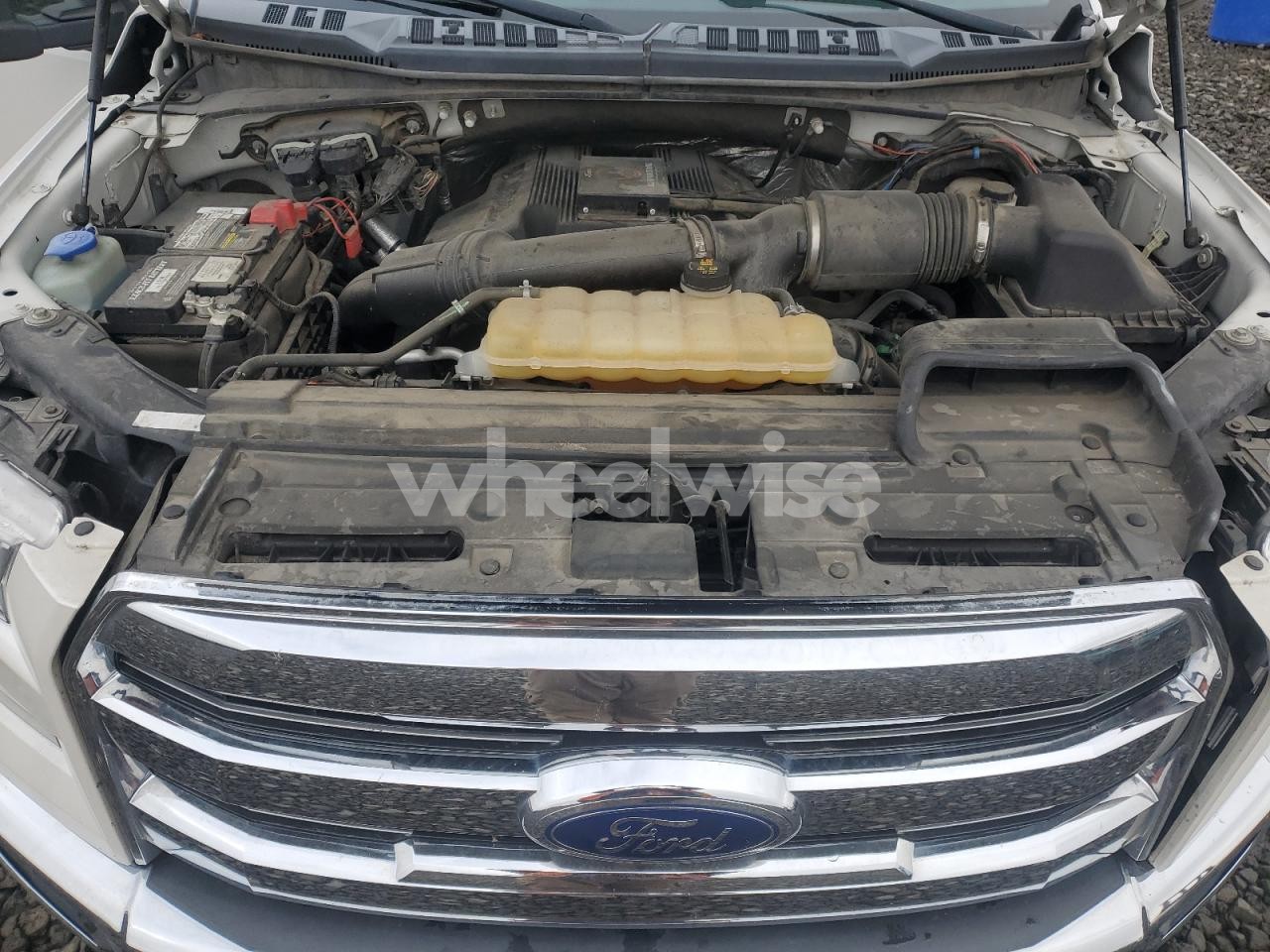 Photo 11 of 2017 FORD F150 SUPERCREW (VIN 1FTFW1EG9HKC91246)