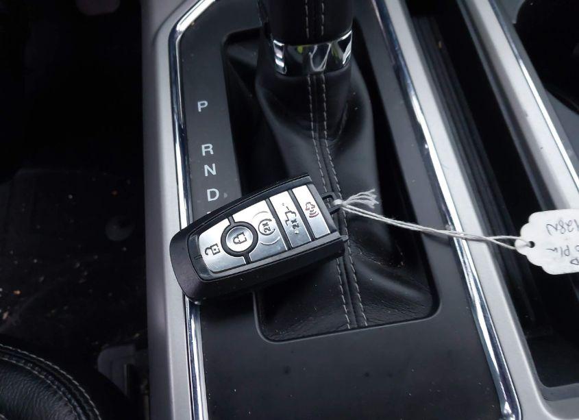 Photo 11 of 2018 Ford F-150 LARIAT (VIN 1FTFW1EGXJFB12534)