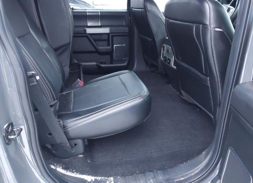 Photo 8 of 2018 Ford F-150 LARIAT (VIN 1FTFW1EGXJFB12534)