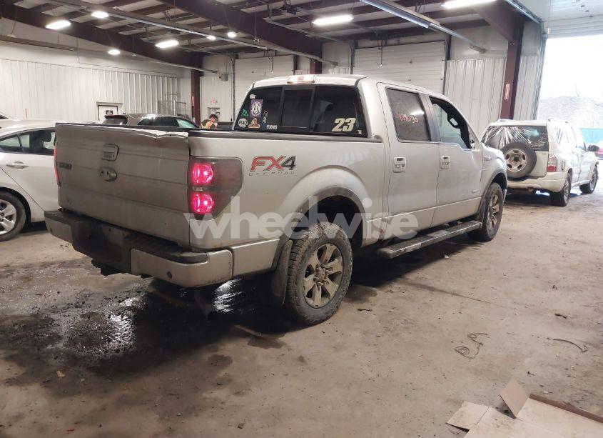 Photo 4 of 2013 Ford F-150 FX4 (VIN 1FTFW1ET0DFC77932)