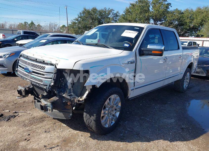 Photo 2 of 2014 Ford F-150 PLATINUM (VIN 1FTFW1ET0EFC50621)