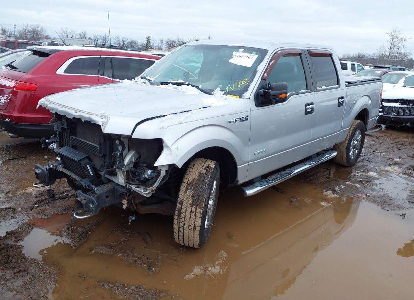 Photo 2 of 2011 Ford F-150 XLT (VIN 1FTFW1ET1BFC71232)