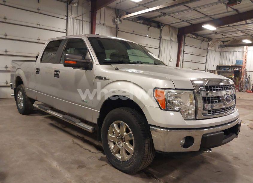 2013 Ford F-150 XLT (VIN 1FTFW1ET1DKG43100) main photo