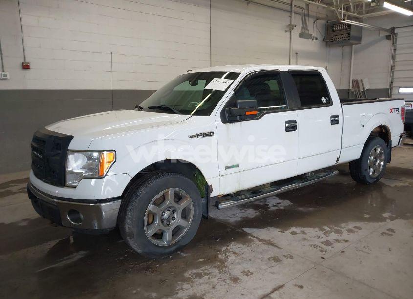 Photo 2 of 2013 Ford F-150 XLT (VIN 1FTFW1ET2DFC90004)