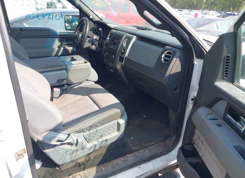 Photo 5 of 2013 Ford F-150 XLT (VIN 1FTFW1ET2DKE40037)