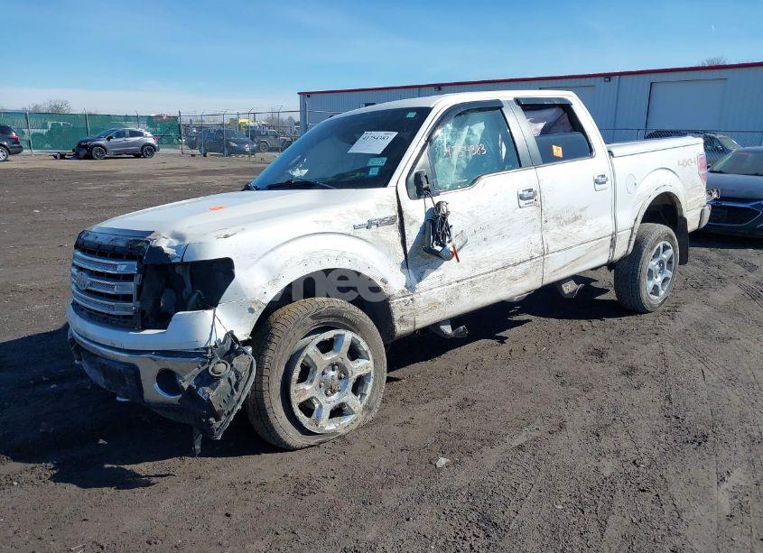 Photo 2 of 2014 Ford F-150 LARIAT (VIN 1FTFW1ET2EKG40109)