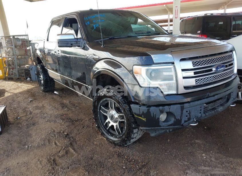 2013 Ford F-150 PLATINUM (VIN 1FTFW1ET4DFB45160) main photo