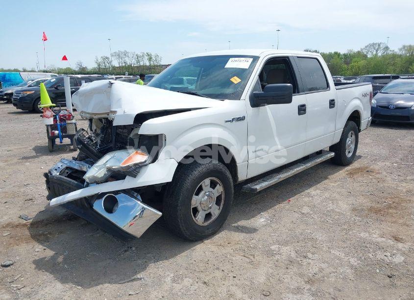 Photo 2 of 2013 Ford F-150 XLT (VIN 1FTFW1ET4DKF43928)