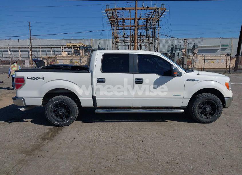 Photo 13 of 2013 Ford F-150 XLT (VIN 1FTFW1ET6DFA03828)