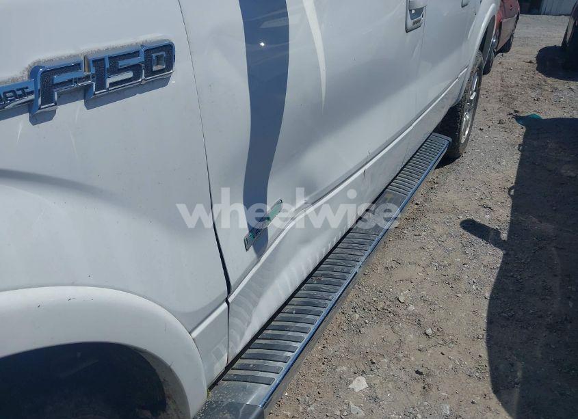 Photo 6 of 2011 Ford F-150 LARIAT (VIN 1FTFW1ET8BFD20765)