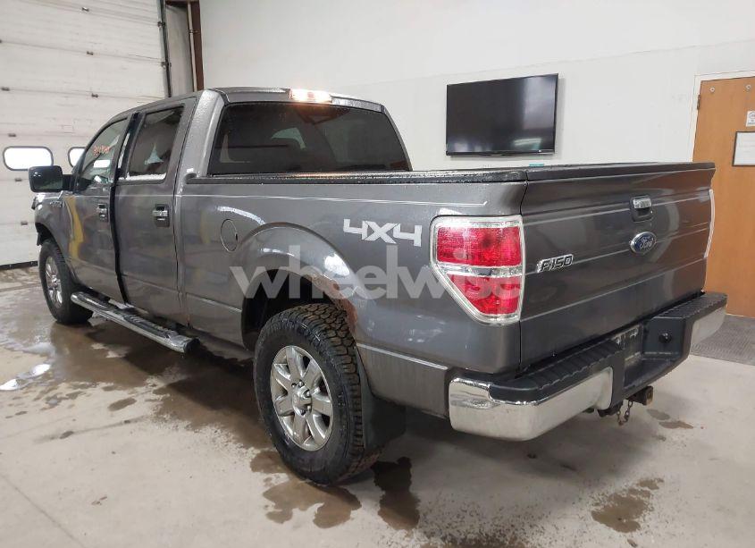 Photo 3 of 2013 Ford F-150 XLT (VIN 1FTFW1ET8DFA52352)