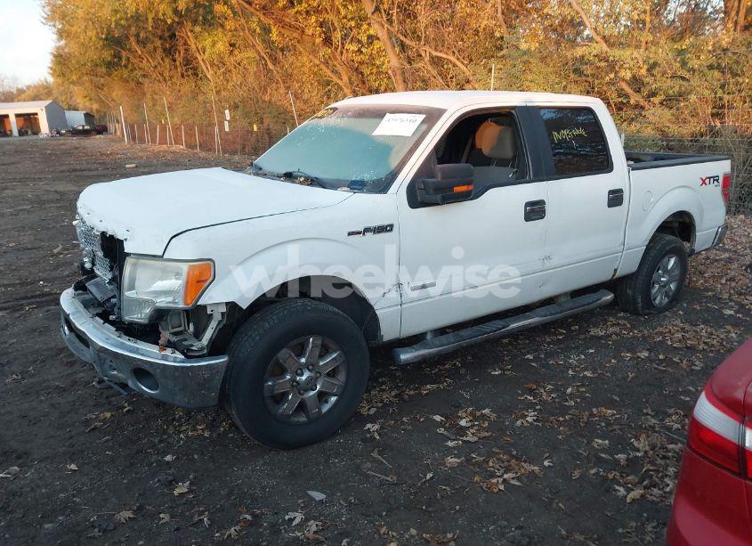 Photo 2 of 2013 Ford F-150 XLT (VIN 1FTFW1ET8DFB46800)