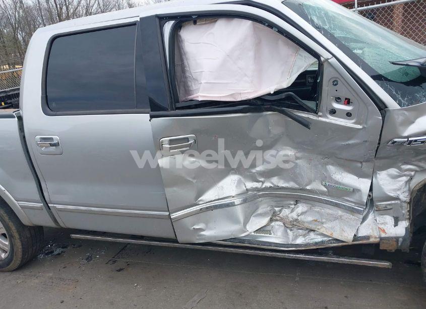 Photo 13 of 2014 Ford F-150 PLATINUM (VIN 1FTFW1ET8EFC07807)