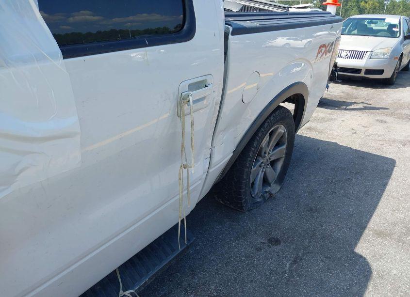 Photo 6 of 2014 Ford F-150 FX4 (VIN 1FTFW1ET8EKE37676)