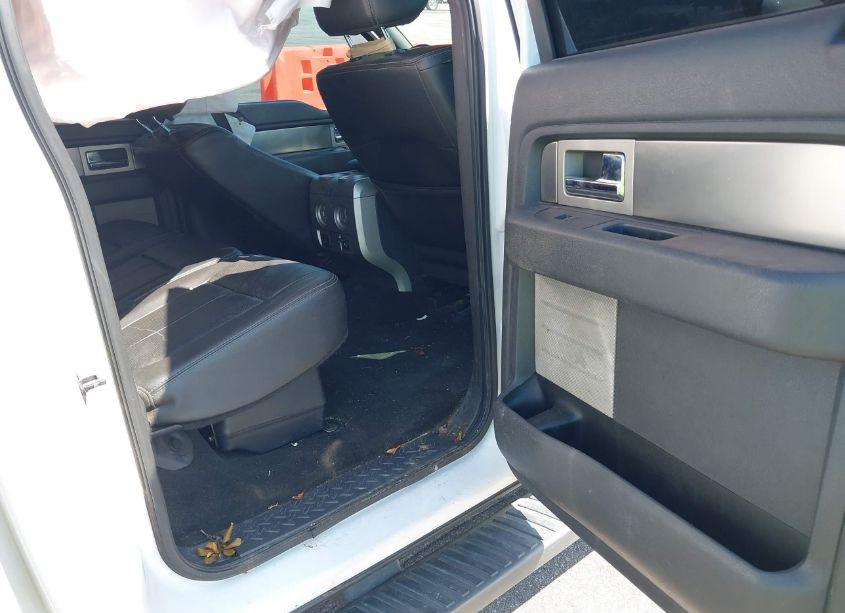 Photo 8 of 2014 Ford F-150 FX4 (VIN 1FTFW1ET8EKE37676)