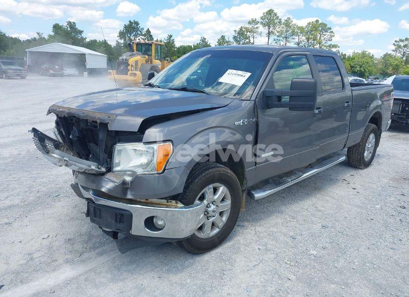 Photo 2 of 2014 Ford F-150 XLT (VIN 1FTFW1ET8EKF84712)