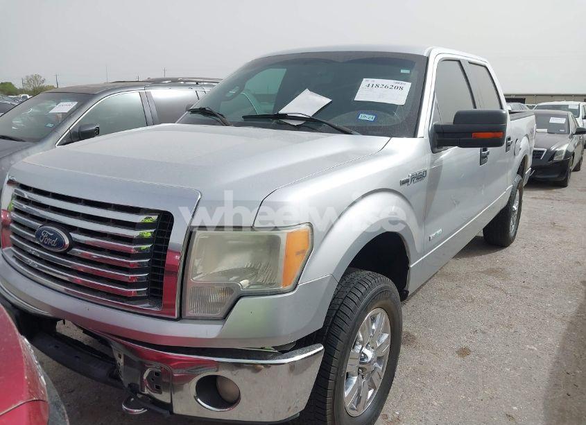 Photo 2 of 2011 Ford F-150 XLT (VIN 1FTFW1ET9BFB61271)