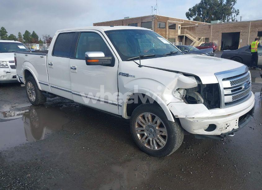 2013 Ford F-150 PLATINUM (VIN 1FTFW1ET9DFA68799) main photo