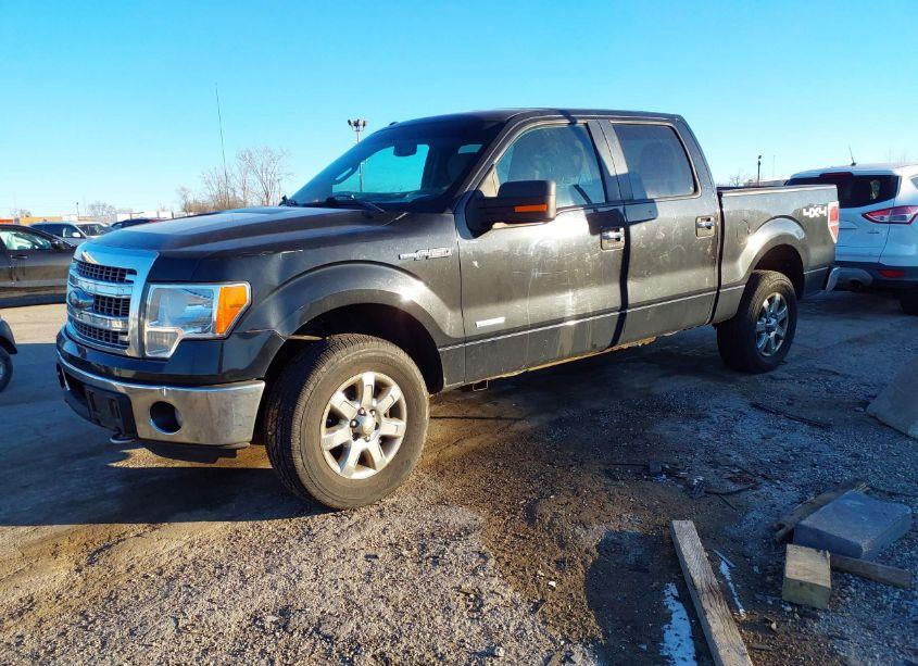 Photo 2 of 2013 Ford F-150 XLT (VIN 1FTFW1ETXDFA58752)