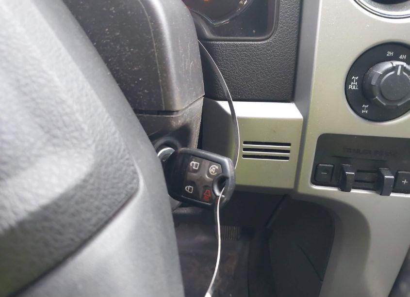 Photo 11 of 2014 Ford F-150 FX4 (VIN 1FTFW1ETXEFB09684)