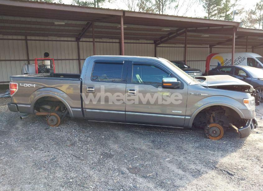 Photo 13 of 2014 Ford F-150 PLATINUM (VIN 1FTFW1ETXEFC17464)