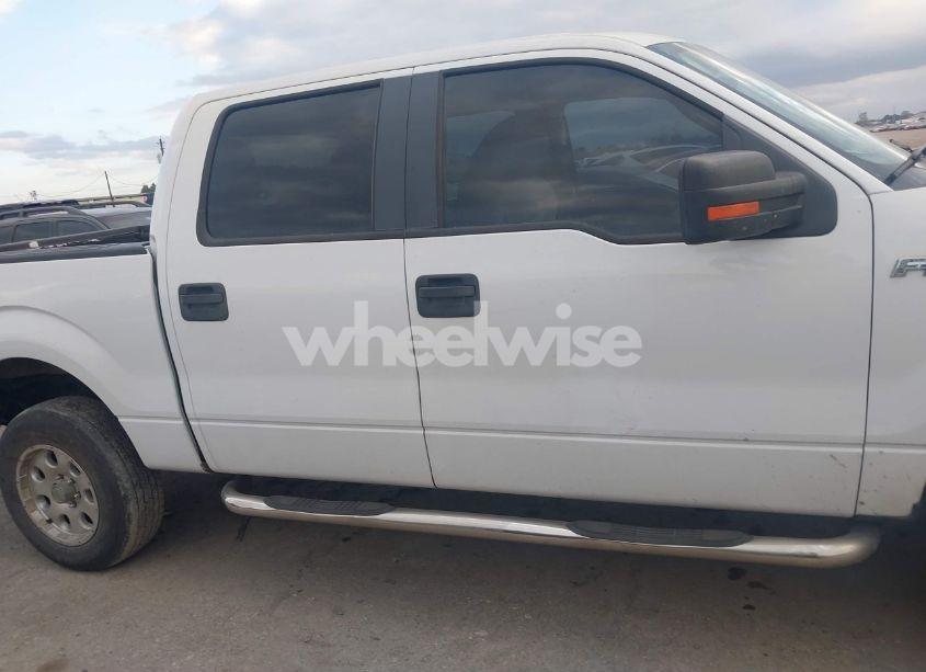 Photo 13 of 2010 Ford F-150 FX4/HARLEY-DAVIDSON/KING RANCH/LARIAT/PLATINUM/XL/XLT (VIN 1FTFW1EV0AFA06205)