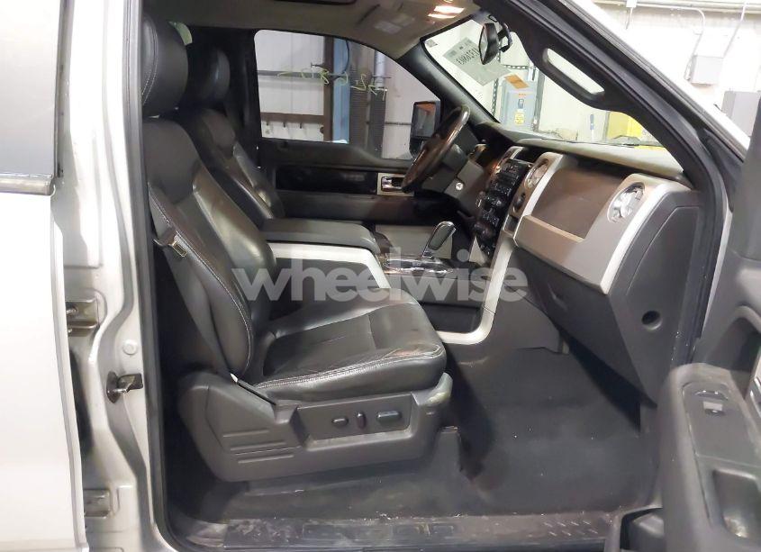 Photo 5 of 2010 Ford F-150 FX4/HARLEY-DAVIDSON/KING RANCH/LARIAT/PLATINUM/XL/XLT (VIN 1FTFW1EV0AFA72687)