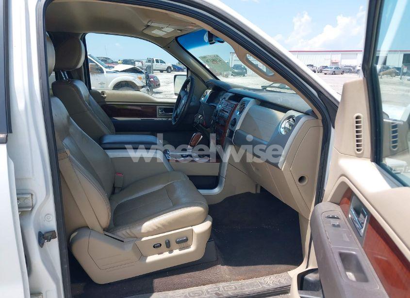 Photo 5 of 2010 Ford F-150 FX4/HARLEY-DAVIDSON/KING RANCH/LARIAT/PLATINUM/XL/XLT (VIN 1FTFW1EV0AFB39952)