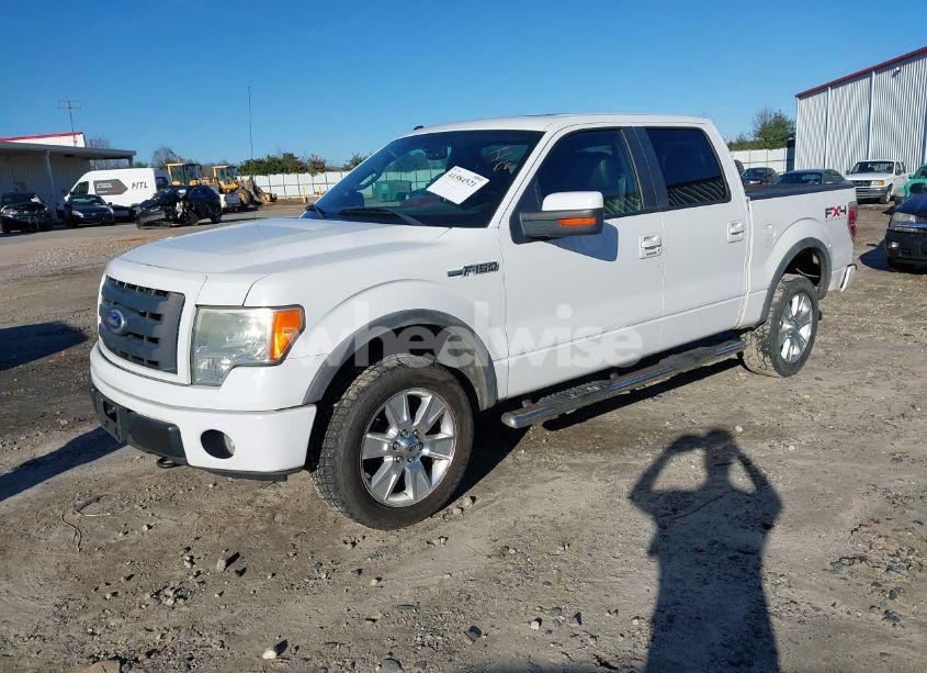 Photo 2 of 2010 Ford F-150 FX4/HARLEY-DAVIDSON/KING RANCH/LARIAT/PLATINUM/XL/XLT (VIN 1FTFW1EV0AFC14598)