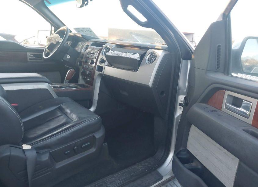 Photo 5 of 2010 Ford F-150 FX4/HARLEY-DAVIDSON/KING RANCH/LARIAT/PLATINUM/XL/XLT (VIN 1FTFW1EV0AFC60092)