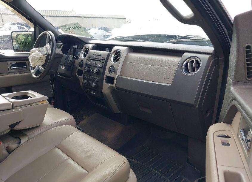 Photo 5 of 2010 Ford F-150 FX4/HARLEY-DAVIDSON/KING RANCH/LARIAT/PLATINUM/XL/XLT (VIN 1FTFW1EV0AFD08755)