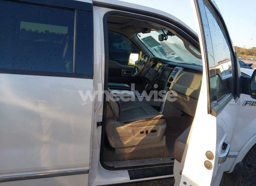 Photo 5 of 2010 Ford F-150 FX4/HARLEY-DAVIDSON/KING RANCH/LARIAT/PLATINUM/XL/XLT (VIN 1FTFW1EV1AFA35986)