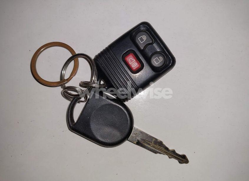 Photo 11 of 2010 Ford F-150 FX4/HARLEY-DAVIDSON/KING RANCH/LARIAT/PLATINUM/XL/XLT (VIN 1FTFW1EV1AFA95556)