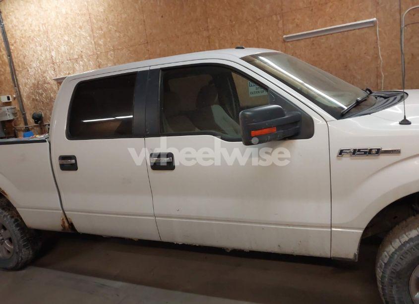 Photo 13 of 2010 Ford F-150 FX4/HARLEY-DAVIDSON/KING RANCH/LARIAT/PLATINUM/XL/XLT (VIN 1FTFW1EV1AFA95556)