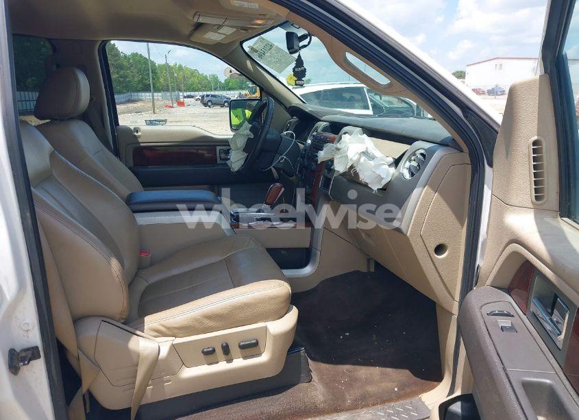 Photo 5 of 2010 Ford F-150 FX4/HARLEY-DAVIDSON/KING RANCH/LARIAT/PLATINUM/XL/XLT (VIN 1FTFW1EV1AFB59398)