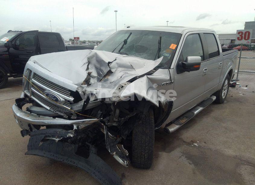 Photo 2 of 2010 Ford F-150 LARIAT/FX4/XL/XLT (VIN 1FTFW1EV2AFA85201)