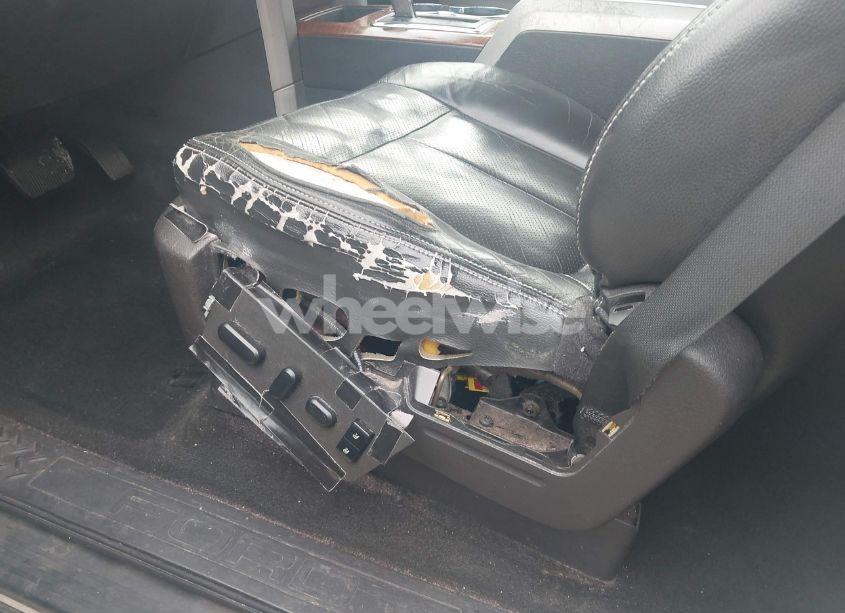 Photo 6 of 2010 Ford F-150 FX4/HARLEY-DAVIDSON/KING RANCH/LARIAT/PLATINUM/XL/XLT (VIN 1FTFW1EV2AFD24911)