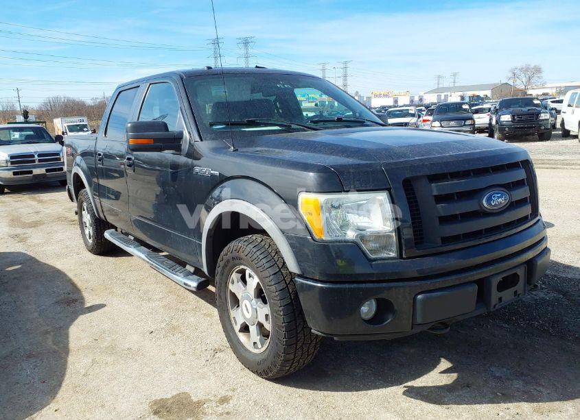 2010 Ford F-150 FX4/HARLEY-DAVIDSON/KING RANCH/LARIAT/PLATINUM/XL/XLT (VIN 1FTFW1EV2AKE28127) main photo