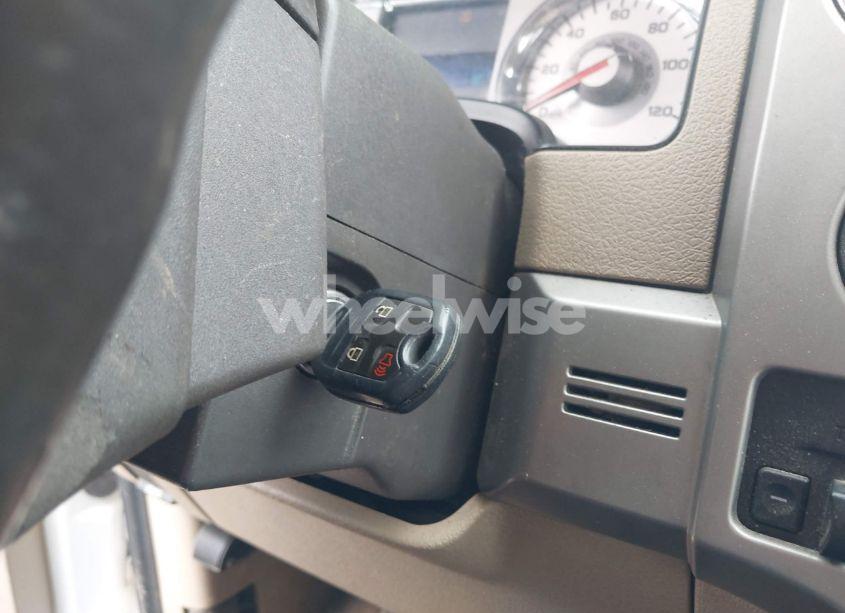 Photo 11 of 2010 Ford F-150 FX4/HARLEY-DAVIDSON/KING RANCH/LARIAT/PLATINUM/XL/XLT (VIN 1FTFW1EV3AFA74336)