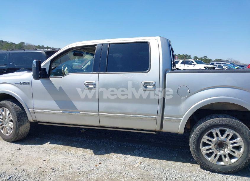 Photo 15 of 2010 Ford F-150 FX4/HARLEY-DAVIDSON/KING RANCH/LARIAT/PLATINUM/XL/XLT (VIN 1FTFW1EV3AFB59600)