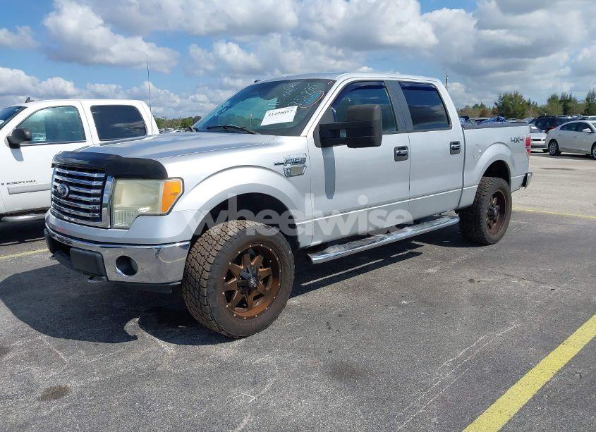 Photo 2 of 2010 Ford F-150 XLT (VIN 1FTFW1EV3AFB95996)