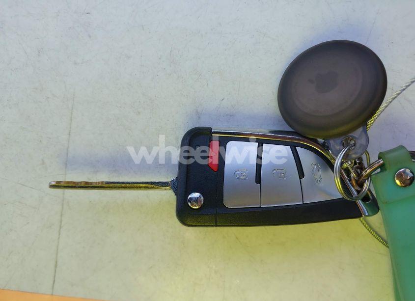 Photo 11 of 2010 Ford F-150 FX4/HARLEY-DAVIDSON/KING RANCH/LARIAT/PLATINUM/XL/XLT (VIN 1FTFW1EV3AFC76612)