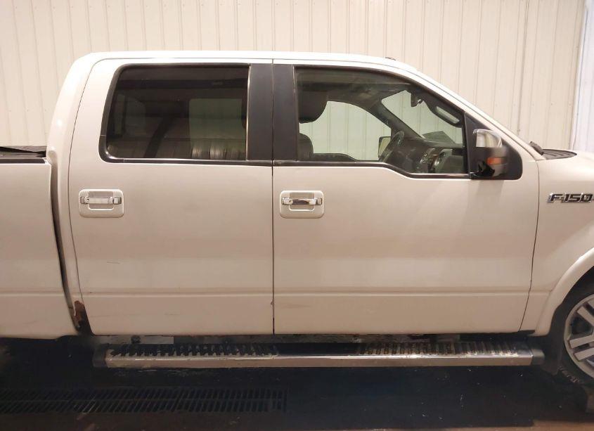 Photo 13 of 2010 Ford F-150 FX4/HARLEY-DAVIDSON/KING RANCH/LARIAT/PLATINUM/XL/XLT (VIN 1FTFW1EV3AFD79870)