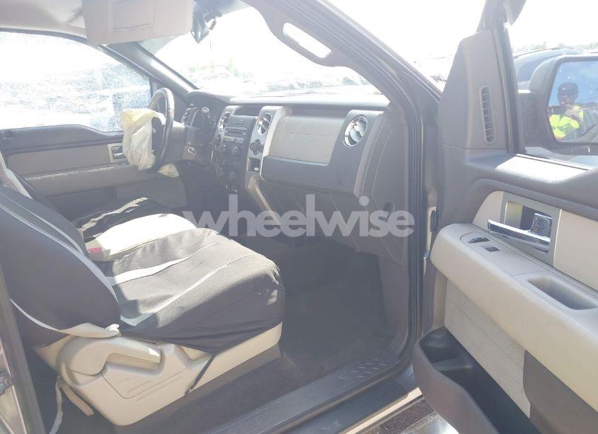 Photo 5 of 2010 Ford F-150 FX4/HARLEY-DAVIDSON/KING RANCH/LARIAT/PLATINUM/XL/XLT (VIN 1FTFW1EV3AKA21269)