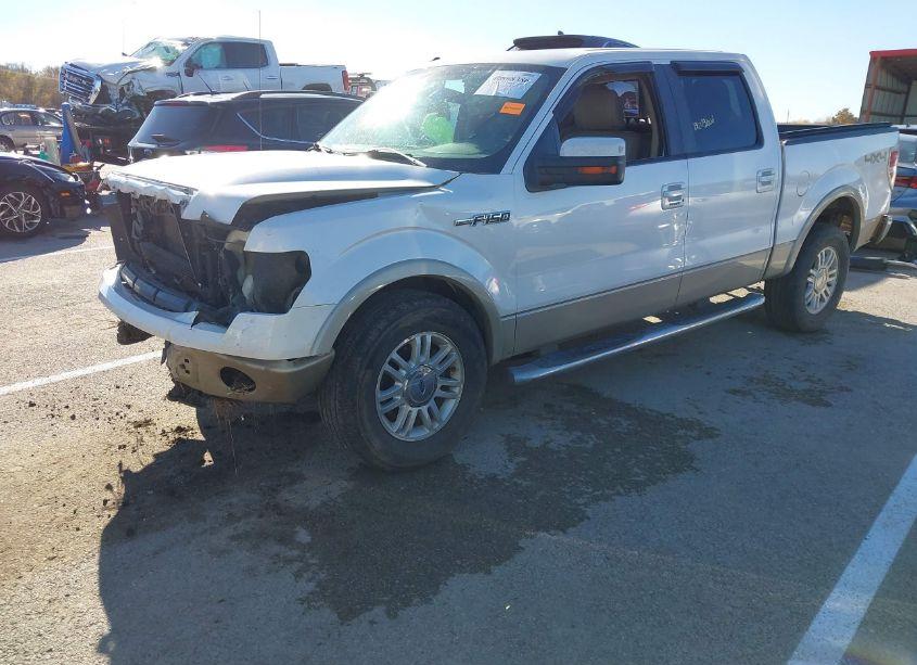 Photo 2 of 2010 Ford F-150 FX4/HARLEY-DAVIDSON/KING RANCH/LARIAT/PLATINUM/XL/XLT (VIN 1FTFW1EV4AKE23205)