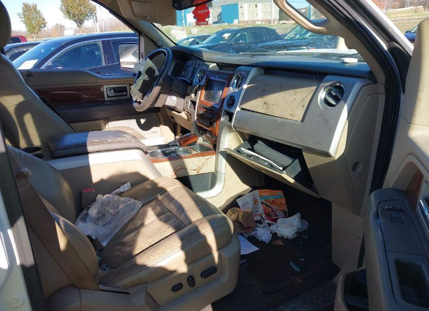 Photo 5 of 2010 Ford F-150 FX4/HARLEY-DAVIDSON/KING RANCH/LARIAT/PLATINUM/XL/XLT (VIN 1FTFW1EV4AKE23205)