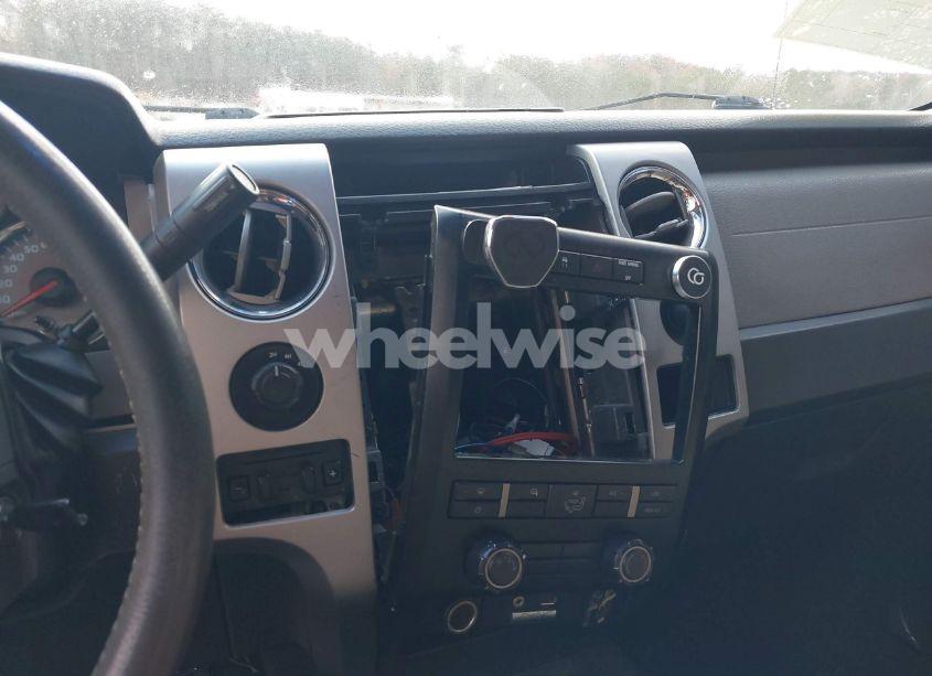 Photo 22 of 2010 Ford F-150 FX4/HARLEY-DAVIDSON/KING RANCH/LARIAT/PLATINUM/XL/XLT (VIN 1FTFW1EV5AFA04840)