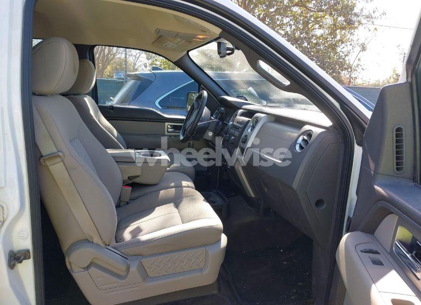 Photo 5 of 2010 Ford F-150 FX4/HARLEY-DAVIDSON/KING RANCH/LARIAT/PLATINUM/XL/XLT (VIN 1FTFW1EV5AFA11755)