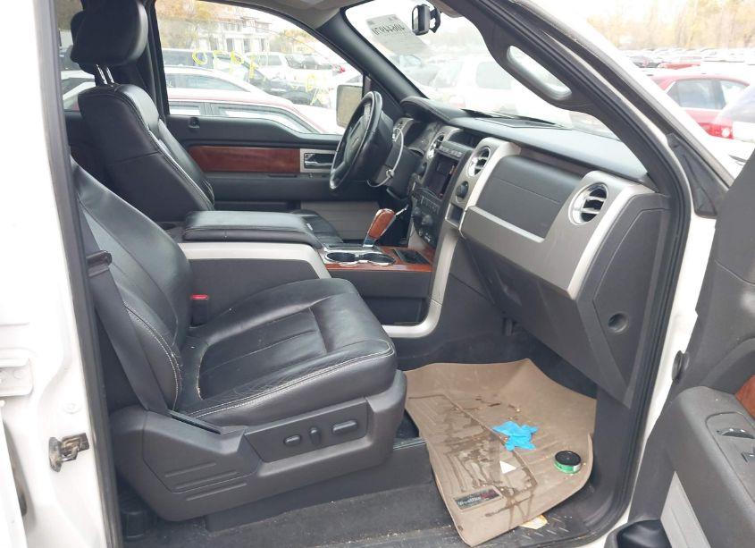 Photo 5 of 2010 Ford F-150 FX4/HARLEY-DAVIDSON/KING RANCH/LARIAT/PLATINUM/XL/XLT (VIN 1FTFW1EV5AFA58607)