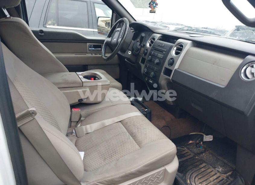 Photo 5 of 2010 Ford F-150 FX4/HARLEY-DAVIDSON/KING RANCH/LARIAT/PLATINUM/XL/XLT (VIN 1FTFW1EV5AFB62076)